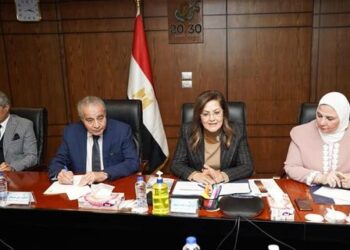 NWC approves raising minimum wage to LE2,700