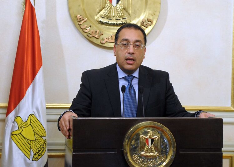Cabinet: 123,000 complaints filed during Nov. 1 - Egyptian Gazette Prime Minister Moustafa Madbouli