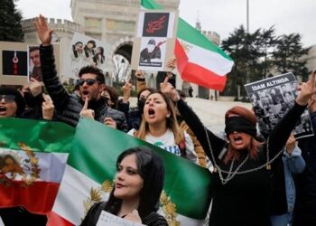 Iran carries out second public execution over anti-government protests