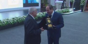 Sisi commends expertise of Consultant Abdel Salam in implementing Abou Zikry Axis