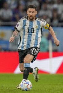 Argentina reaches quarter-finals to face Netherlands 6 - Egyptian Gazette