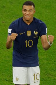 England stuns Senegal to set up France quarter-final 8 - Egyptian Gazette