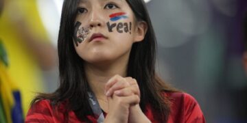 Brazil stuns S. Korea to set quarters clash with Croatia