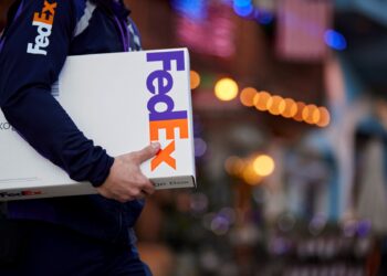 Geared up: FedEx goes all-in for holiday season