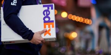 Geared up: FedEx goes all-in for holiday season