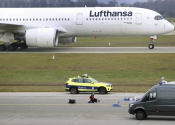 Climate activists stage protests at 2 German airports