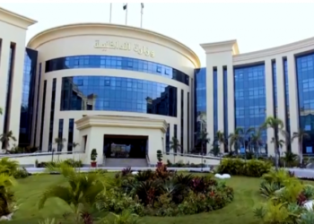 Interior ministry sends humanitarian, medical convoys to different governorates