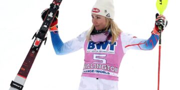 Shiffrin enters new dimension with 50th slalom win