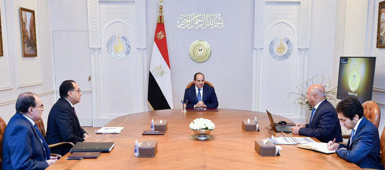President Abdel Fattah El Sisi during his meeting on Tuesday with Prime Minister Moustafa Madbouli, Minister of Transport Kamel el-Wazir and Presidential Advisor for Urban Planning Amir Sayed Ahmed.
