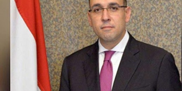 Egypt, Canada discuss boosting bilateral ties in transport field