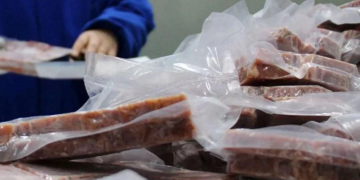 China to stop testing chilled, frozen foods for COVID from Jan. 8