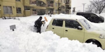 Japan’s recent heavy snow has caused 13 deaths, many injuries 1 - Egyptian Gazette Japan’s recent heavy snow has caused 13 deaths, many injuries
