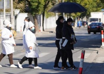 Shanghai asks residents to stay in on Christmas as China Covid surges