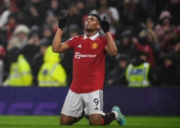 Man United make bright start to life without Ronaldo