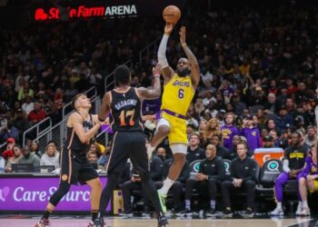 LeBron’s 47 points on 38th birthday spark Lakers to NBA win