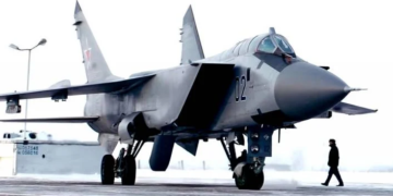Russia’s MiG-31 interceptor aircraft crashes in primorsky region, crew ejects