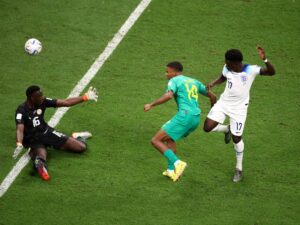 England stuns Senegal to set up France quarter-final 2 - Egyptian Gazette