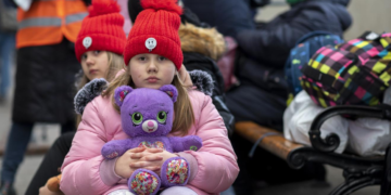 8.28 mln Ukrainian refugees cross into Poland since Feb.