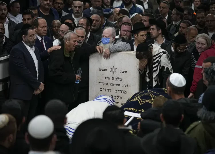 Israeli police seal off home of Jerusalem synagogue attacker 1 - Egyptian Gazette