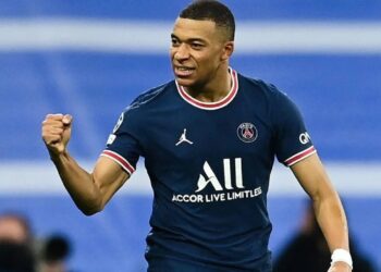 Mbappe eyeing to catch Cavani’s mark
