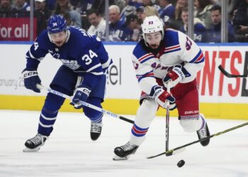 Maple Leafs’ Matthews out at least 3 weeks