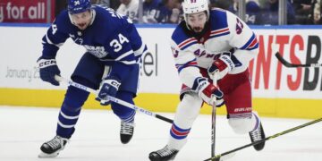 Maple Leafs’ Matthews out at least 3 weeks