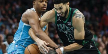 Celtics beat Hornets for 7th straight win