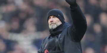 Klopp sees small steps of Liverpool progress in Chelsea draw