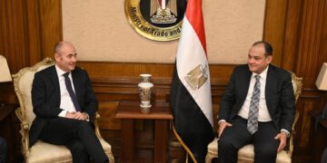 Trade min., Messe Düsseldorf chief discuss promoting co-operation