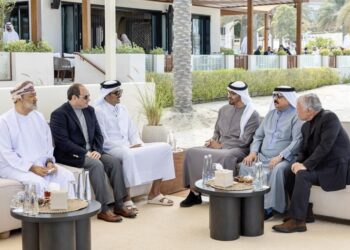 President Sisi take part in Abu Dhabi consultative summit