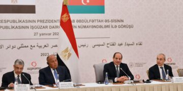 Sisi says Egypt eyes increasing investments with Azerbaijan