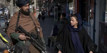 Taliban: Kabul checkpoint bomb blast kills, wounds several