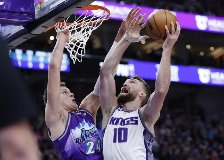 De’Aaron Fox scores 37 points, lifts Kings beat Jazz 117-115 2 - Egyptian Gazette De’Aaron Fox scores 37 points, lifts Kings beat Jazz 117-115 1 - Egyptian Gazette