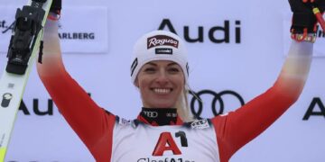 Gut Behrami grabs World Cup super-G 1 - Egyptian Gazette Gut Behrami grabs World Cup super-G