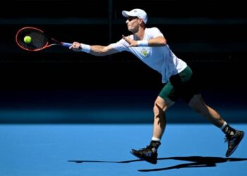 Murray, Fritz polish Australian Open form with Kooyong wins