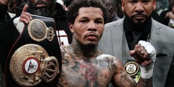 Davis returns to ring vs. unbeaten Garcia