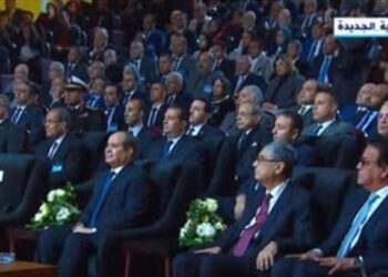 Sisi witnesses opening number of development projects in Sohag