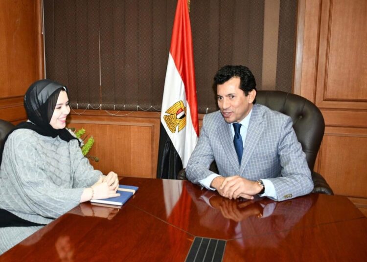 The Egyptian Mail reporter while interviewing Minister Sobhi