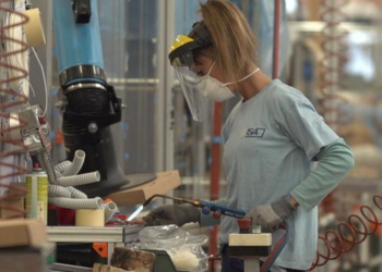 Italy industry output falls in Nov. for 3rd month running