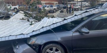 At least 7 dead as severe winds, tornadoes hammer US South