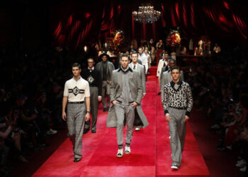 Men’s fashion week goes live in Milan, buoyed by upbeat sales