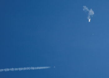 Race for the wreckage