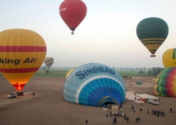 50 hot air balloons fly in Luxor, carrying 1,200 tourists