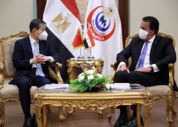 Health min.: Egypt keen on boosting co-operation with China in vaccines & serums