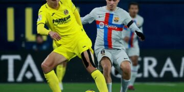 Barcelona moves 11 points clear in La Liga