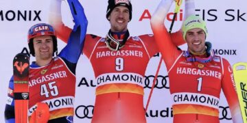 Zenhaeusern beats Ginnis to grab World Cup slalom