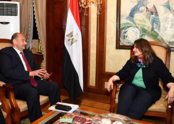 Emigration ministry keen to contact all Egyptian communities – Min.