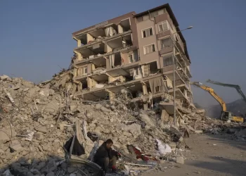 As survival window closes, more rescued in quake in Türkiye