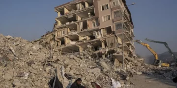 As survival window closes, more rescued in quake in Türkiye