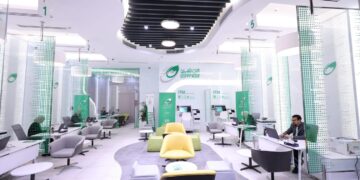 Communications min. inaugurates 2 Post offices in 6th of October, Downtown